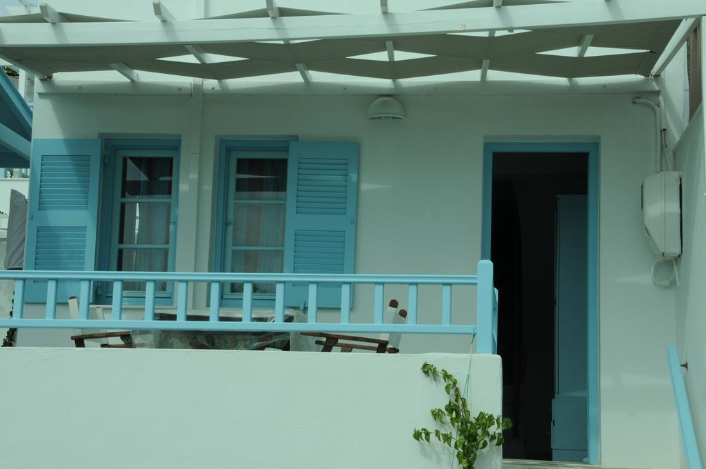Paroscarmel Studio-Apartment Logaras Rum bild